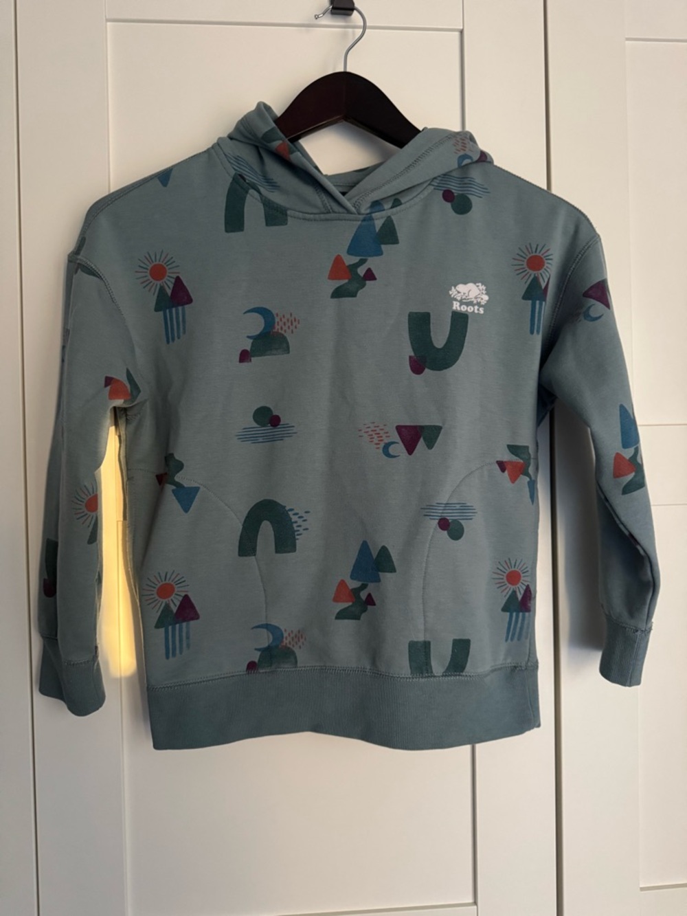 Roots Kids Sage Green Hoodie with Multicolor Shapes Nature Size 7-8 Year Sweater